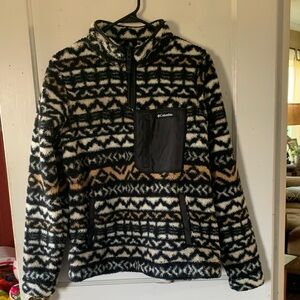 Columbia Women’s Sherpa Pullover Size Large